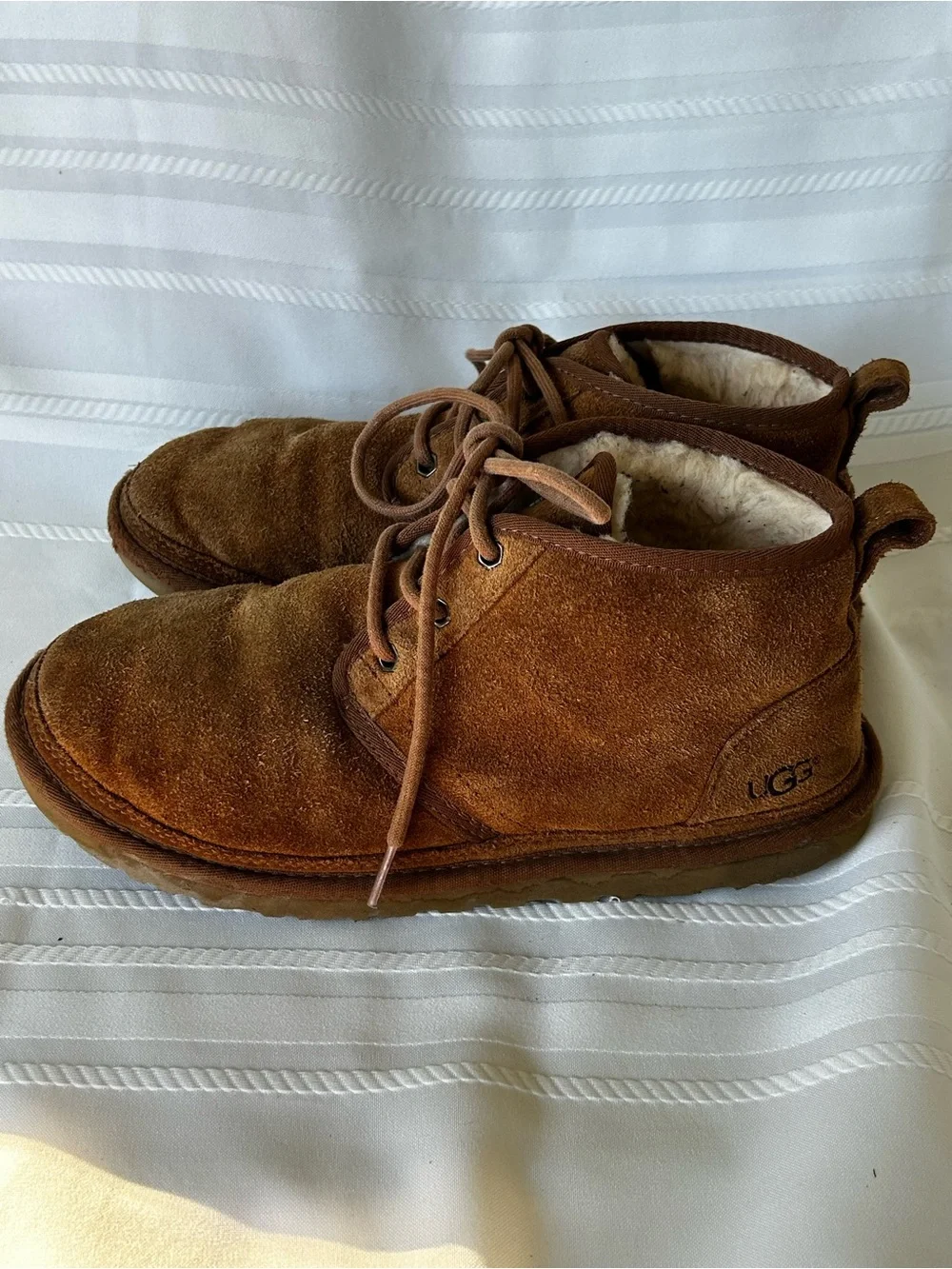 UGG Neymar Boots Mens 8 Chukka Brown Suede Lace-Up Shearling Ankle Shoes Lace Up